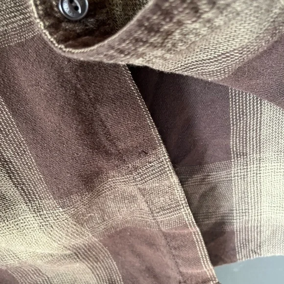 Levi's Brown and Green Flannel Plaid Shirt - Picture 5 of 6